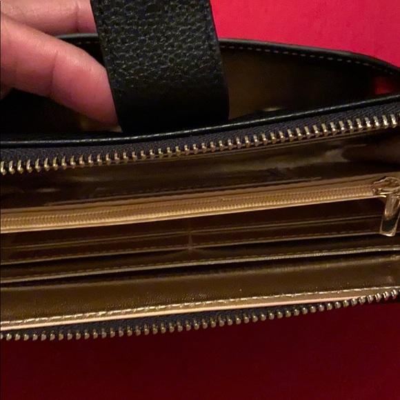 wallet - Picture 4 of 4